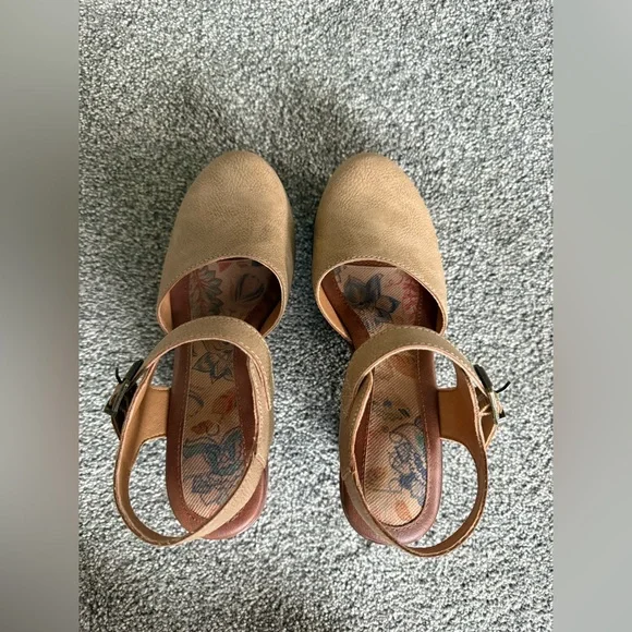 b.o.c Women’s Natasha Clog in Natural Size 6 - Picture 2 of 12